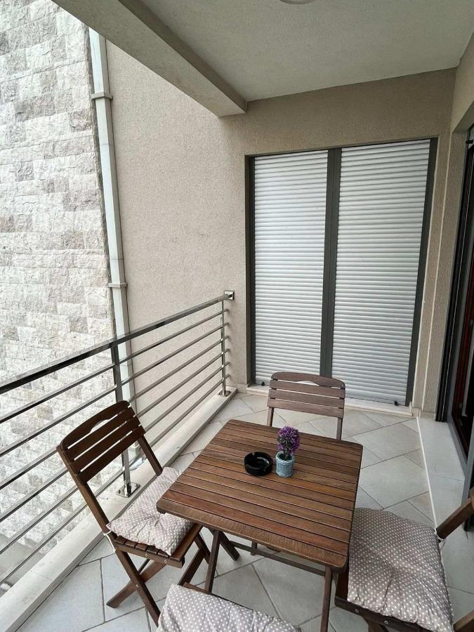 Apartman Josip Kotor Bagian luar foto